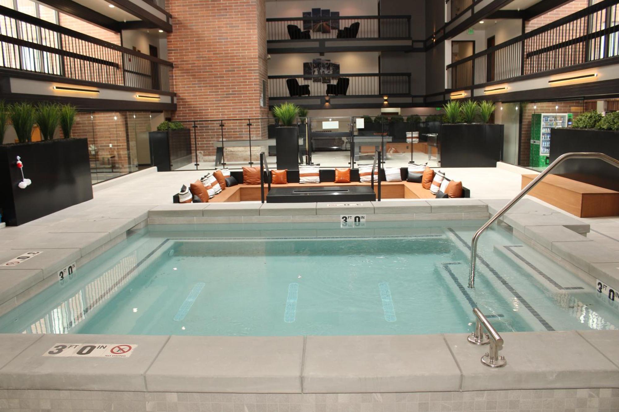 Park Plaza Resort, Ascend Hotel Collection بارك سيتي المظهر الخارجي الصورة